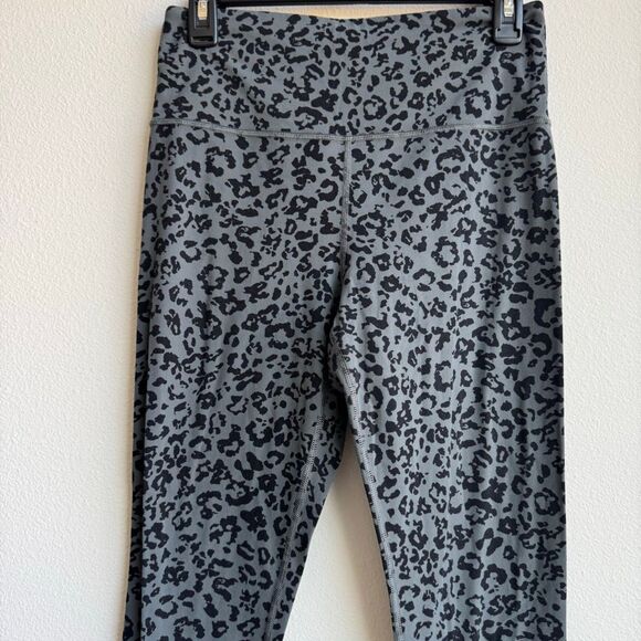Athleta Elation High Rise Tight Leggings Gray Black Leopard Size Medium TALL - Picture 2 of 6